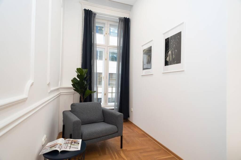 Best Located, 150 M2 5 Bedrooms Apt., Budapest Exterior foto
