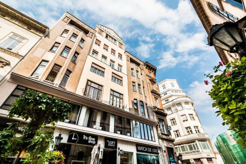 Best Located, 150 M2 5 Bedrooms Apt., Budapest Exterior foto