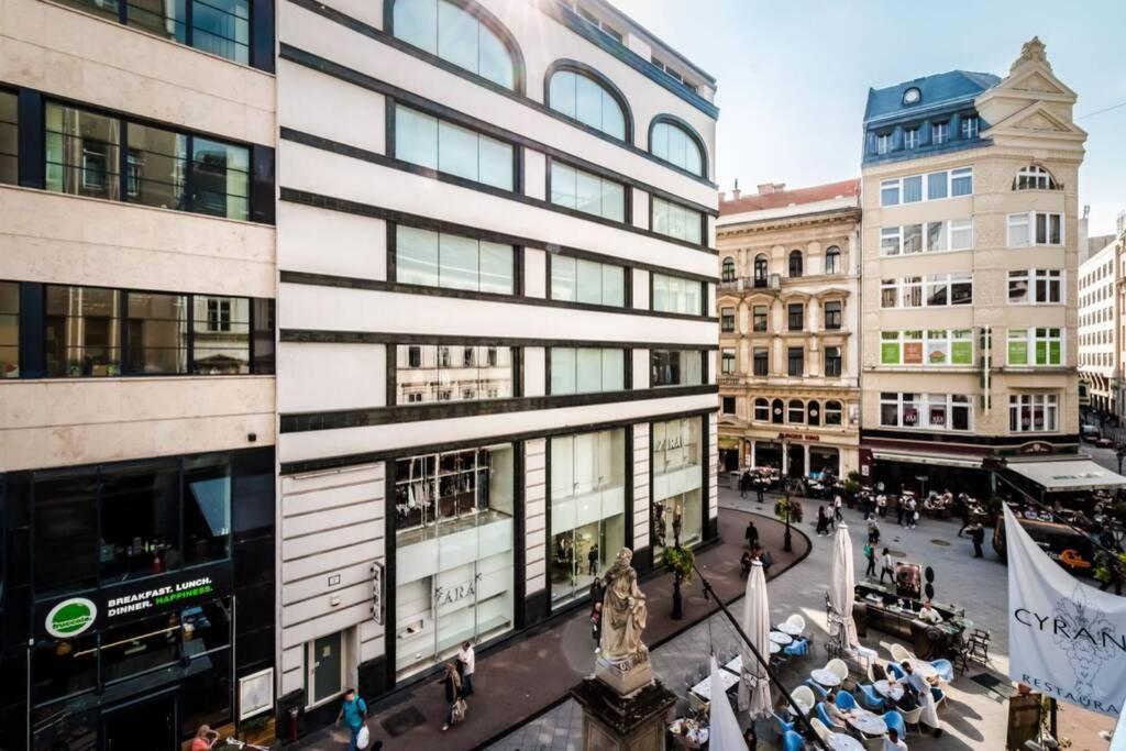 Best Located, 150 M2 5 Bedrooms Apt., Budapest Exterior foto